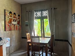 Villa Tiga Naga Sanur