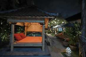 Villa Tiga Naga Sanur