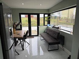 Cherry Chirp Cottage in County Fermanagha