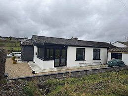 Cherry Chirp Cottage in County Fermanagha