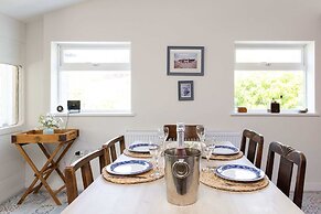 Historic Railway Home - Selsey Seafront