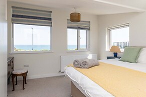 Historic Railway Home - Selsey Seafront