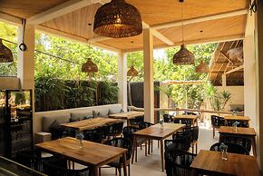 Divino Gili Air