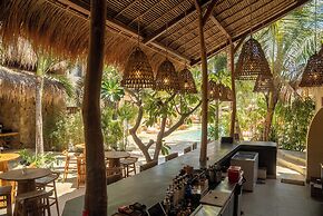 Divino Gili Air
