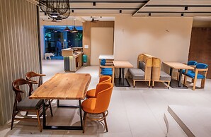 Indie Stays Studio Kharadi