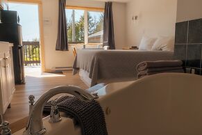 Little Beach Resort
