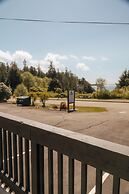 Little Beach Resort