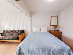 Little Beach Resort