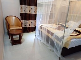 Nuru Palace Hotel