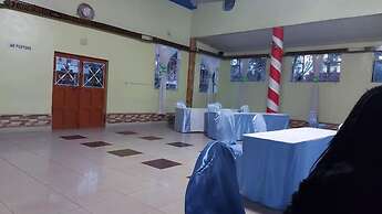 Nuru Palace Hotel
