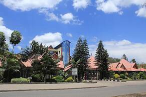 Nuru Palace Hotel