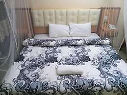 Nuru Palace Hotel