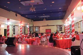 Nuru Palace Hotel