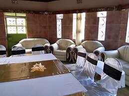 Nuru Palace Hotel