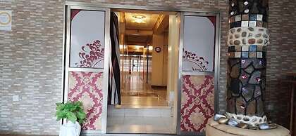 Nuru Palace Hotel