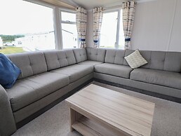 Caravan B8