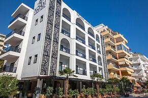 Noam Luxury Hotel