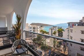 Noam Luxury Hotel