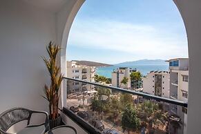 Noam Luxury Hotel