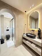Noam Luxury Hotel