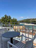 EMAR Beachfront Hotel Ksamil