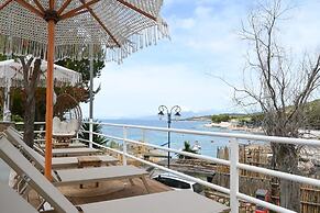 EMAR Beachfront Hotel Ksamil