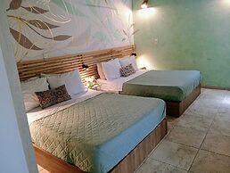 Tauro Black Suites