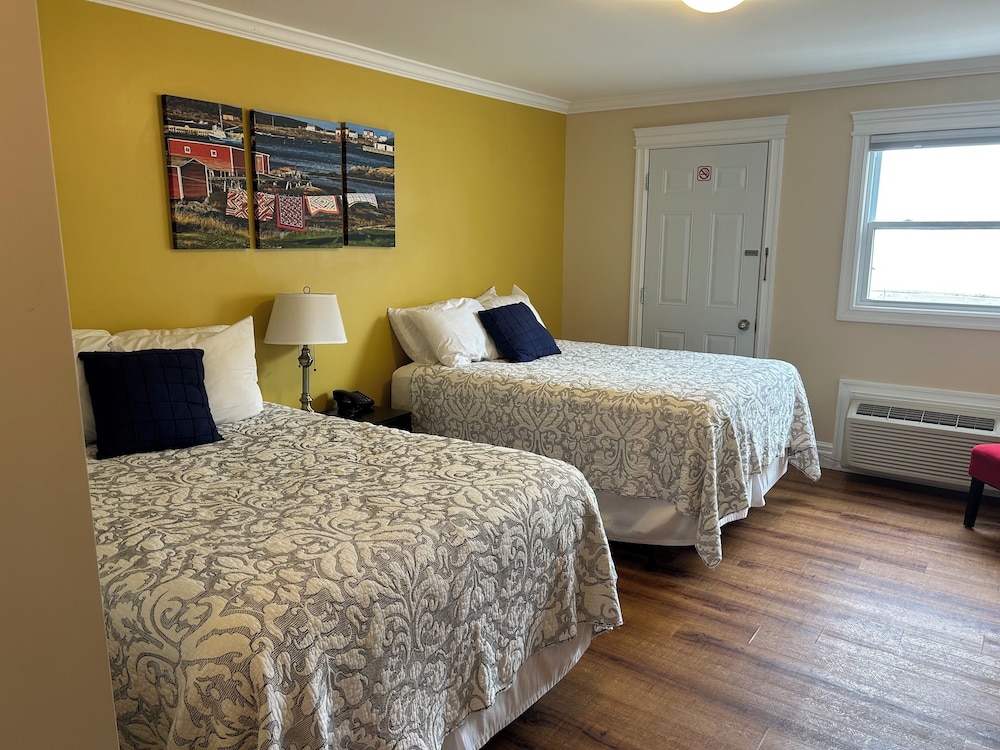 Arnold's Cove Inn