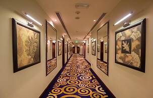 Premium Strato Hotel