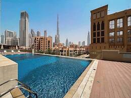 Vogue | Downtown near Dubai Mall | Burj Khalifa