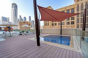 Vogue | Downtown near Dubai Mall | Burj Khalifa