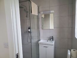 Seaside Retreat-2 Bed-sleeps 4-parking-pets