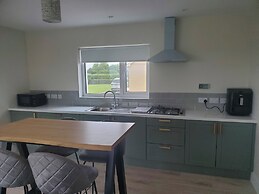 Seaside Retreat-2 Bed-sleeps 4-parking-pets