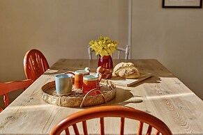 Captains Cottage