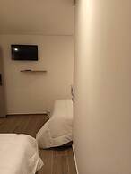 Hotel Saron