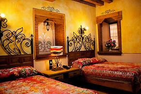 HOTEL LOS ESCUDOS