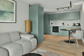 Belmont Residences