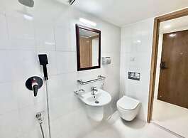 350sqft 4 Apartment with Pool and Sauna