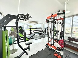 350sqft 4 Apartment with Pool and Sauna