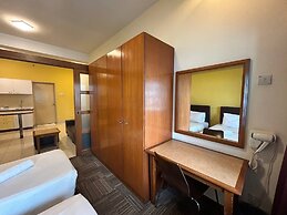 Cempaka Apartment By Easy Nap