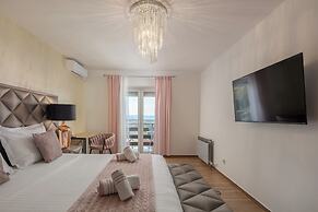 Villa Natali With Pool And Sea View