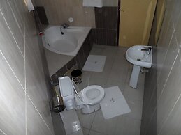 Donnie's Hotel Nakuru