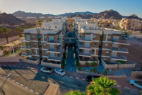 Red Canyon Peaceful Stay by Sea N' Rent
