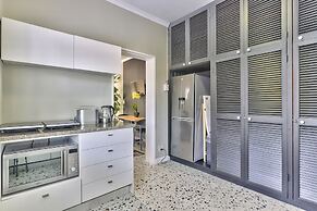 Maple Residence