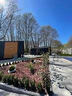 Blisku do Gradot Riverfront Cabins