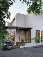 Gir Aatithya Clarks Inn
