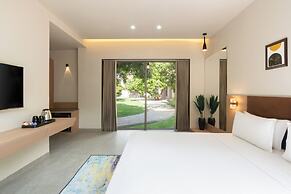 Gir Aatithya Clarks Inn