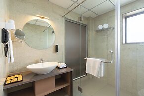 Gir Aatithya Clarks Inn