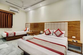 Hotel A K Fort Inn