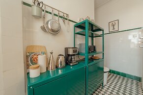 Downtown Retro Bolhao by Vacationy